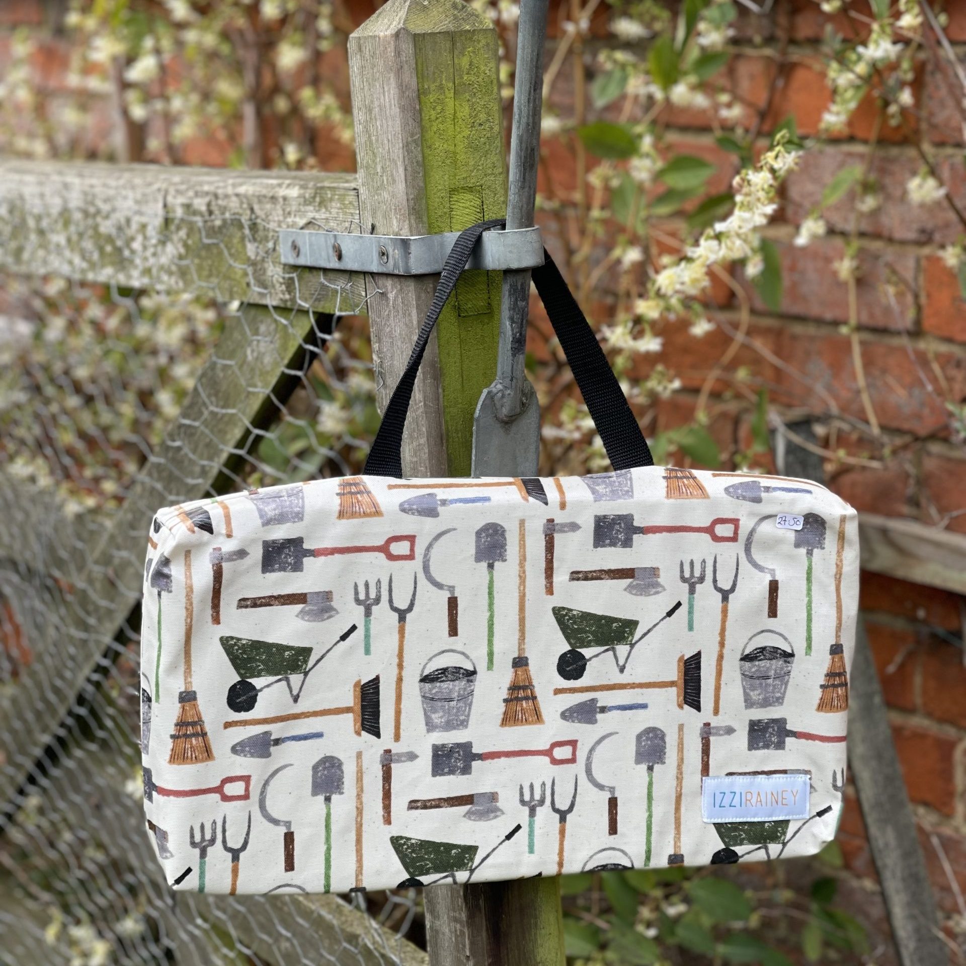 Oil cloth tools garden kneeler